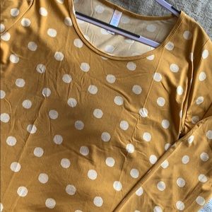 POLKA DOTS!!! Beautiful gold and cream Lynnae